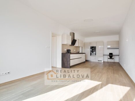 Pronájem 2+kk, OV, 56 m2, Kralupy nad Vltavou, Lobeček, Štefánikova